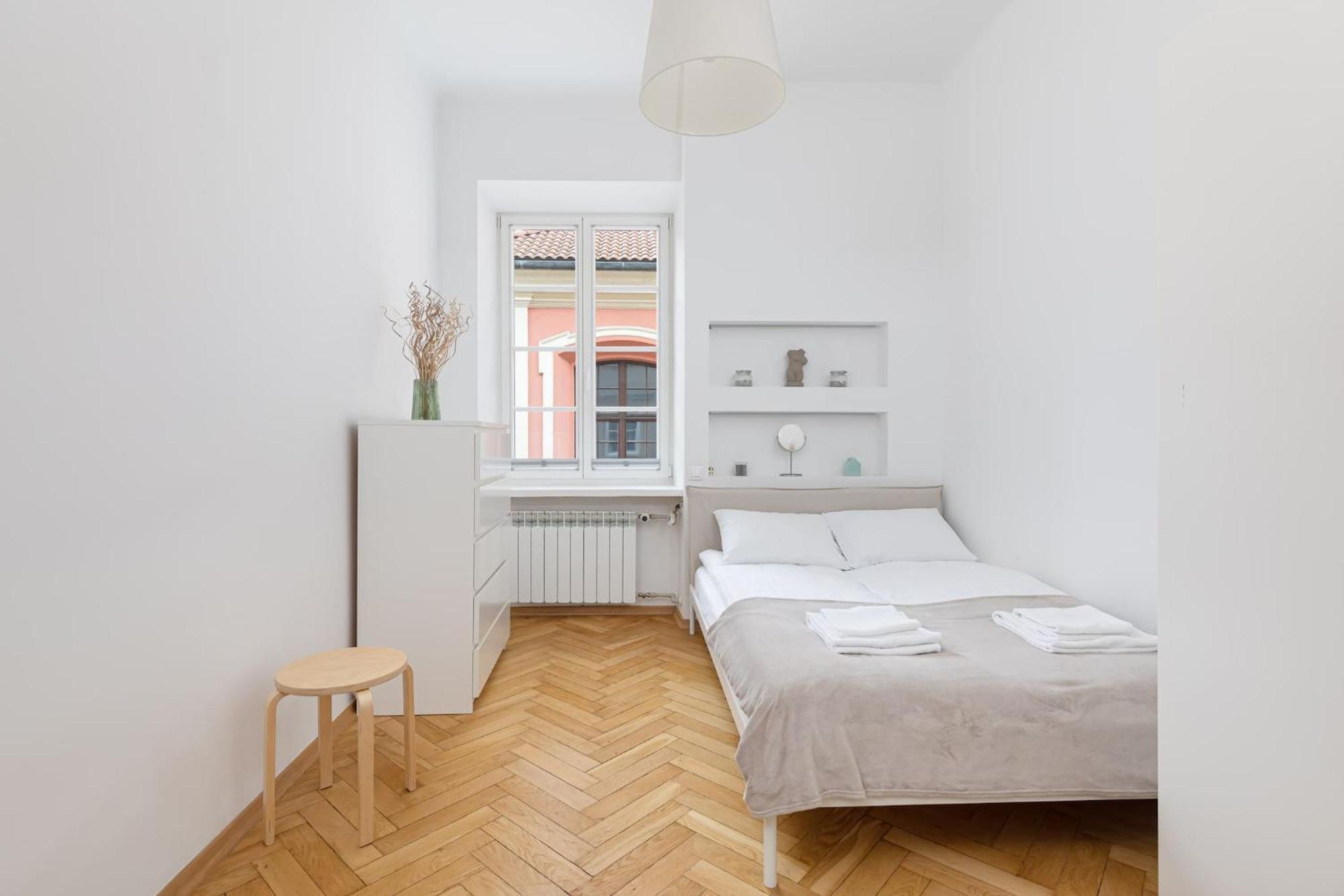 Stylish Apartment Swietojanska By Noclegi Renters Varşovia Exterior foto